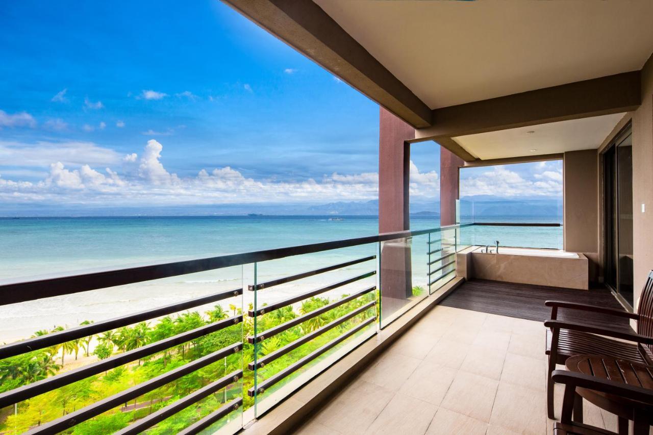 Pullman Oceanview Sanya Bay Resort & Spa Extérieur photo