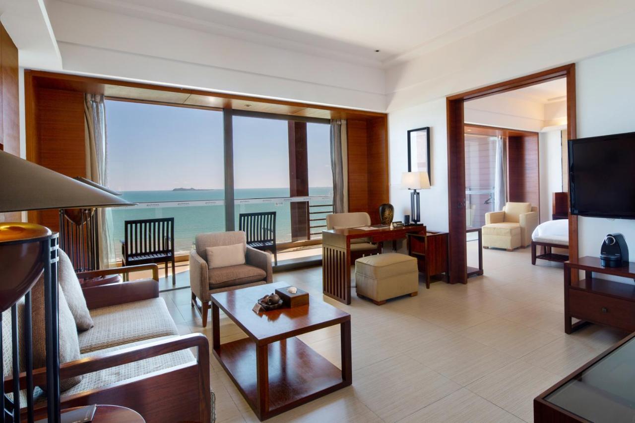 Pullman Oceanview Sanya Bay Resort & Spa Extérieur photo