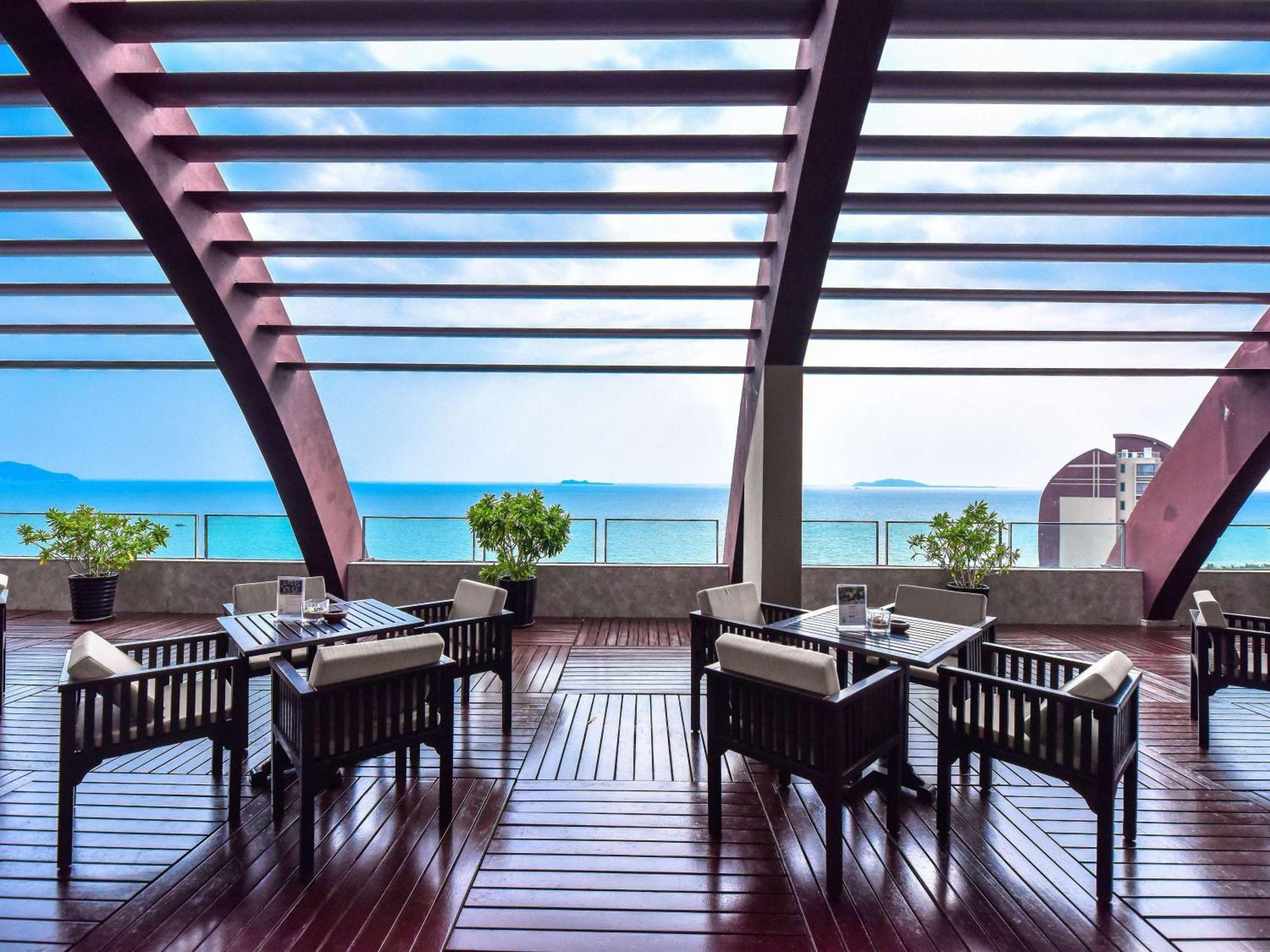 Pullman Oceanview Sanya Bay Resort & Spa Extérieur photo