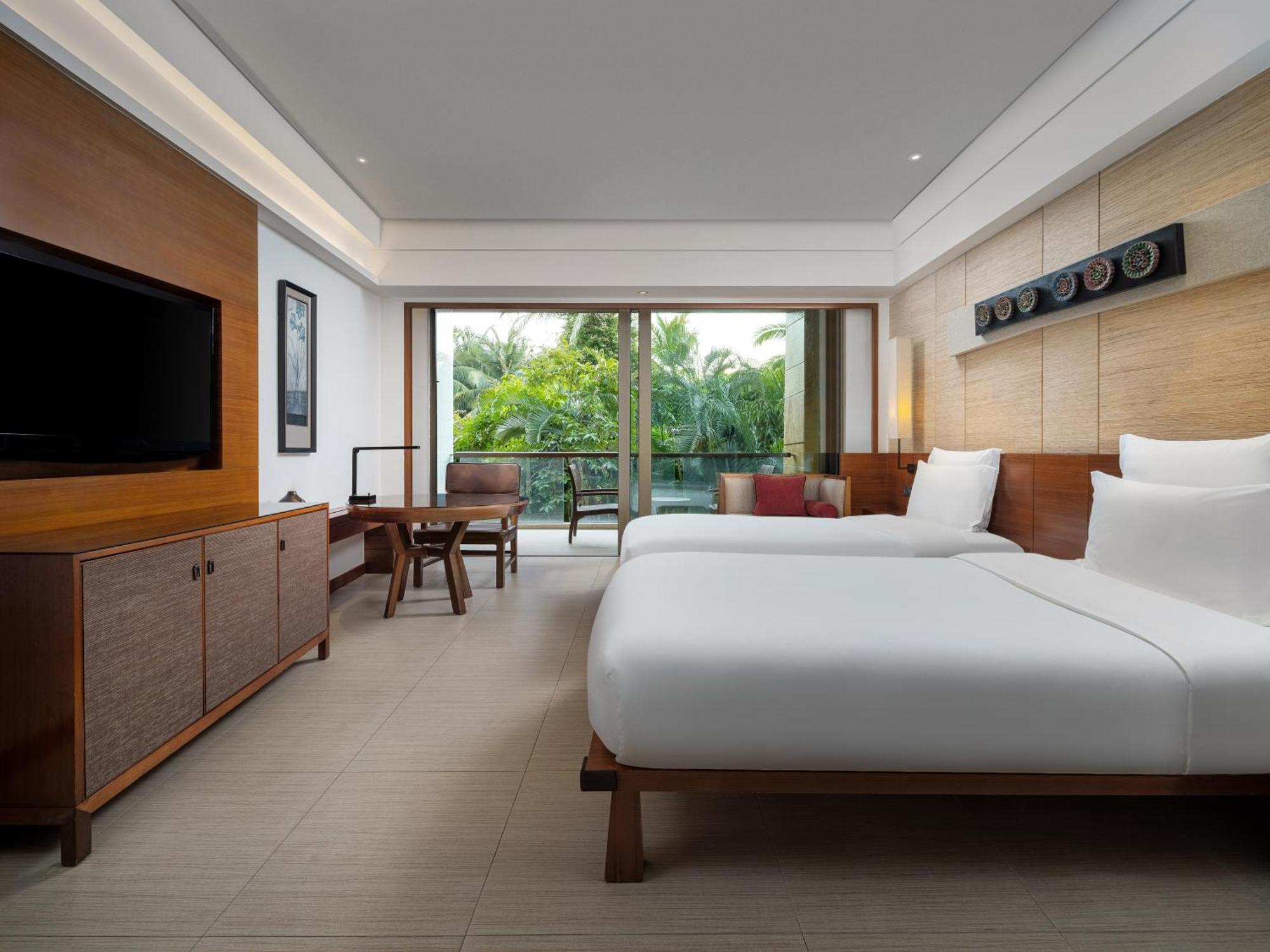 Pullman Oceanview Sanya Bay Resort & Spa Extérieur photo