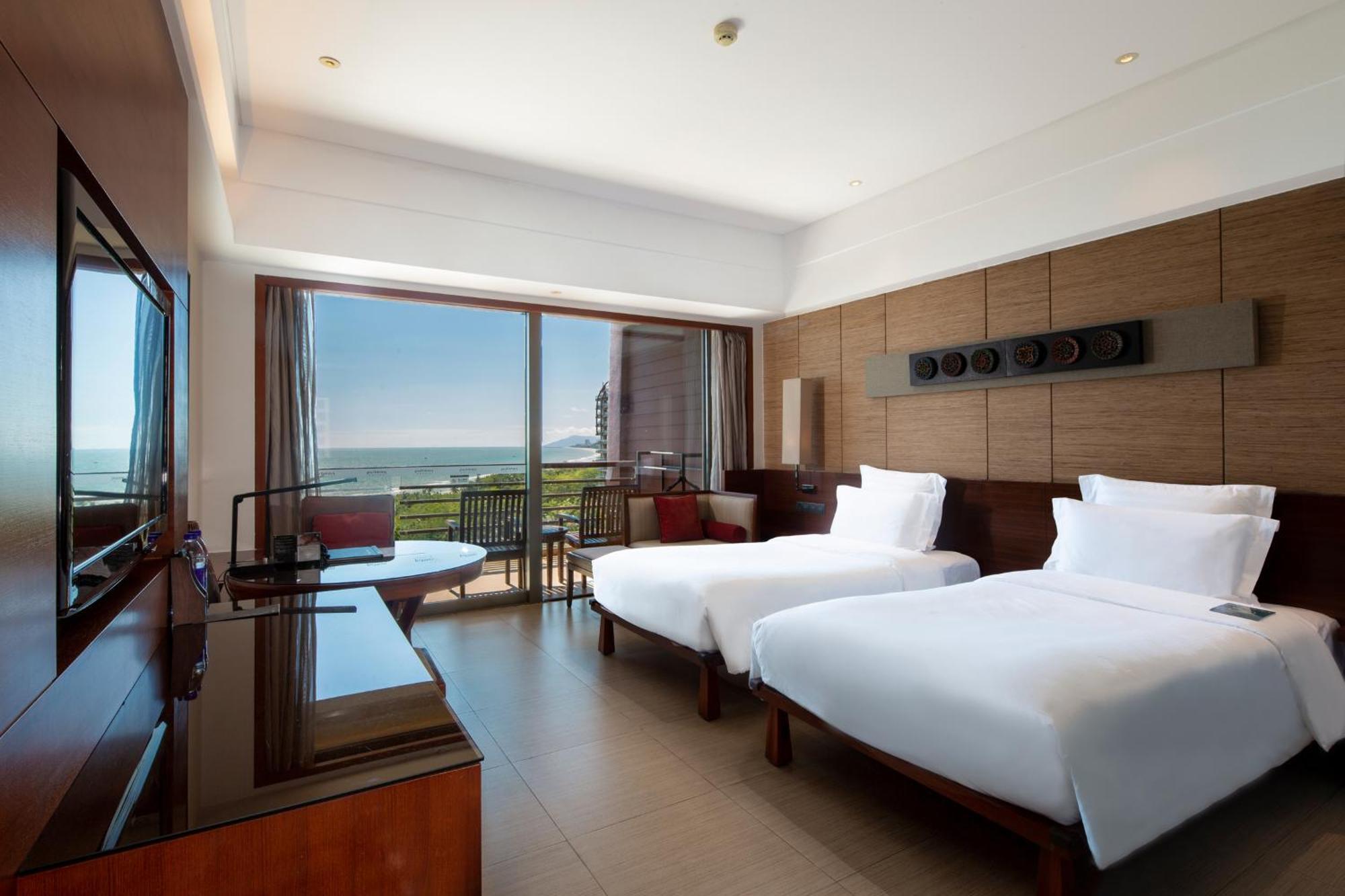 Pullman Oceanview Sanya Bay Resort & Spa Extérieur photo
