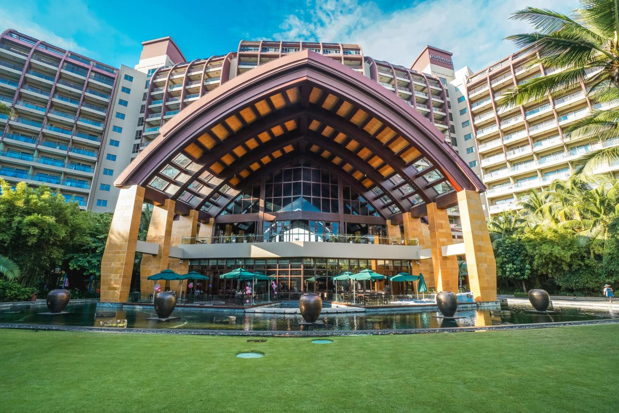 Pullman Oceanview Sanya Bay Resort & Spa Extérieur photo